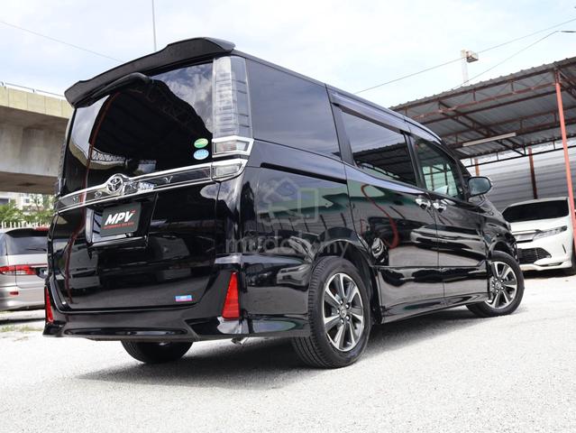 2018 Toyota VOXY 2.0(A) ZS KIRAMEKI M414 - 4
