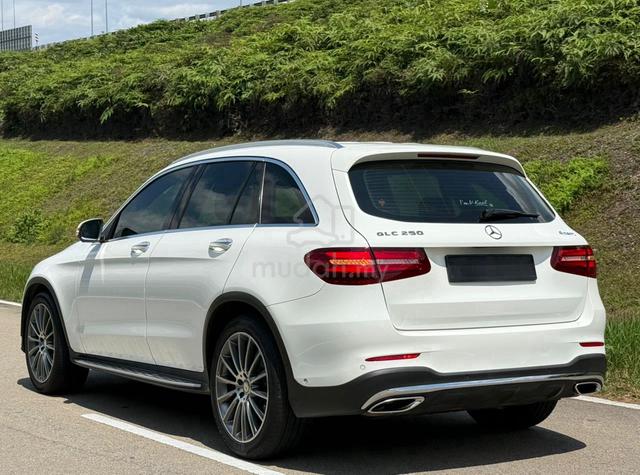 Mercedes Benz GLC250 AMG 2.0 (CKD) SUNROOF F/SPEC - 2