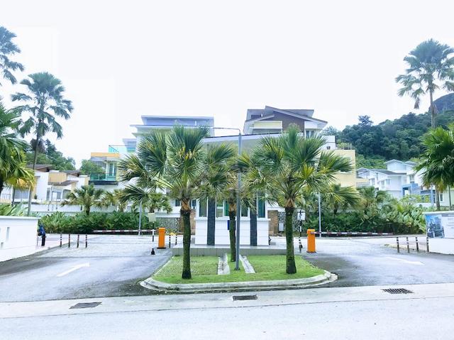 Bayu kemensah corner bungalow furnished c/w swimming pool and gym 1