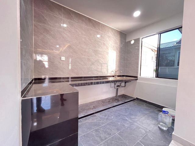 Flat Taman Pelangi Indah 2