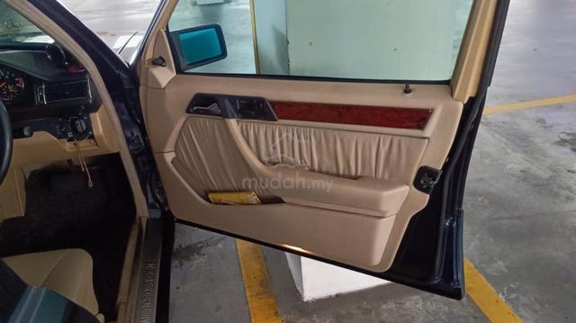 1995 Mercedes Benz 230 2.0 (A) - 5