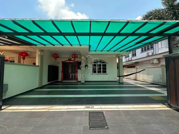 Taman Menara Maju Double Stotey Semi-D House Facing Open Garden 1