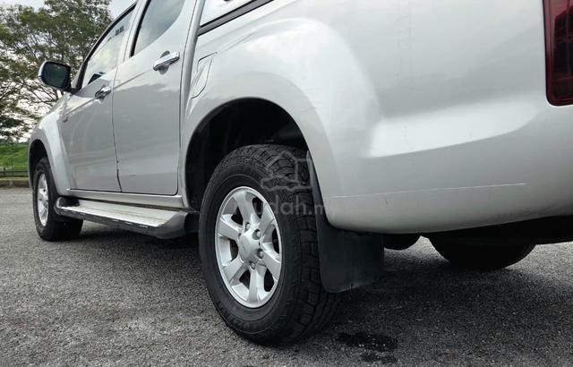 2019 Isuzu D-MAX 2.5 AT 4X4 MY2013 FACELIFT - 5