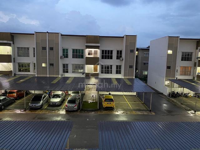Laman Impian Bandar Botanic 1