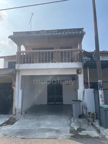 Cash out Rm30k/Double storey low cost /Taman Kluang barat 1