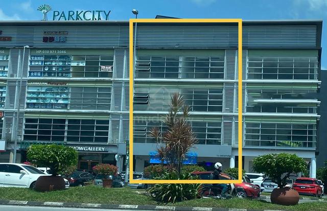 Jalan Tun Jugah, Kuching facing main road 4 1/2 storey Commercial Sho 1