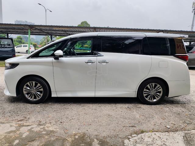 2024 Toyota ALPHARD 2.5 Z 8 YEAR WARRANTY - 2