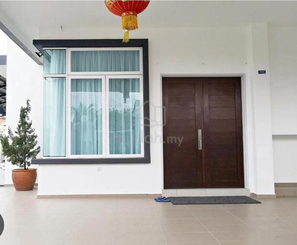 【FREEHOLD】Corner 3 Storey Semi D 6 Rooms near Ujong Pasir Melaka Sale 2