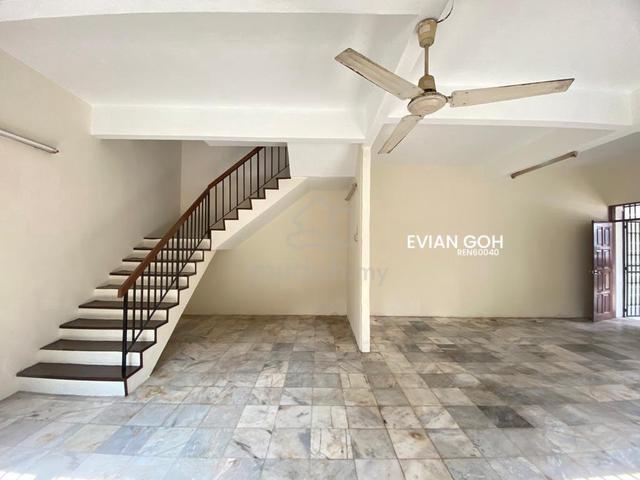 Double Storey Terrace Corner house for SALE @ Taman Bagan Lalang !! 1