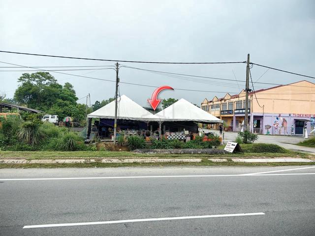 Tanah LOT BANGLO GRED A TEPI JALAN BESAR KG BINJAI RENDAH BUKIT PAYUNG 1