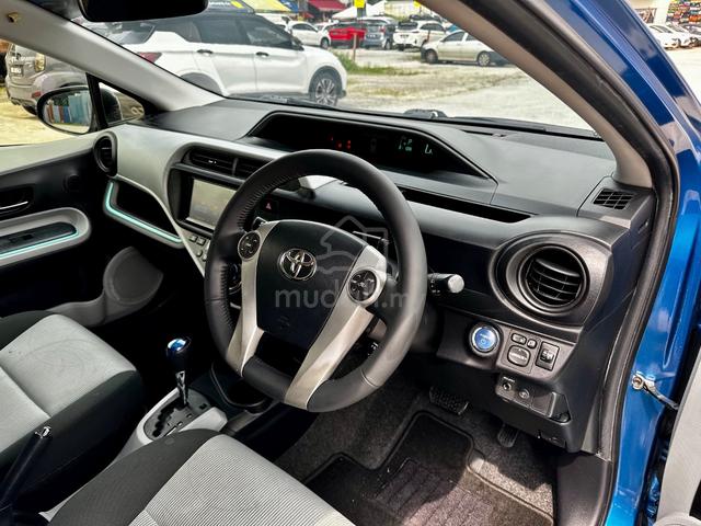 【2013】 Toyota PRIUS C 1.5 TRD SPORTIVO (HYBRID)(A) - 5