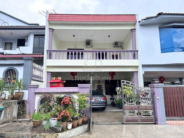Kulai Taman Bersatu Double Storey Fully Extended 5Room 3Bath 22x76sqft 1