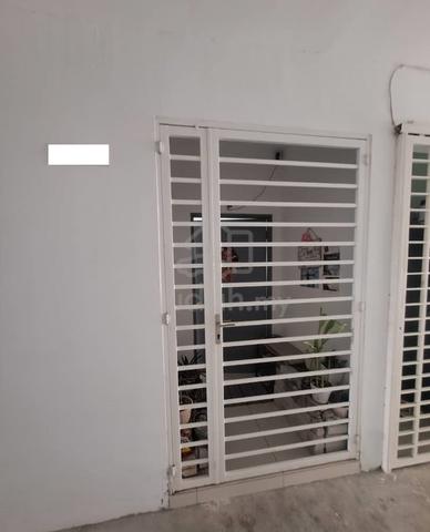 Mercury Apartment 1