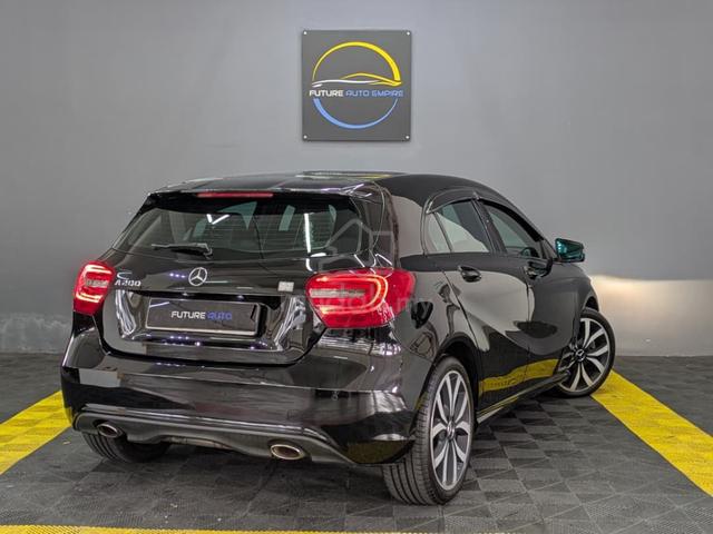 Mercedes Benz A-CLASS 1.6 200 BLUEEFCY (CBU) A200 - 3