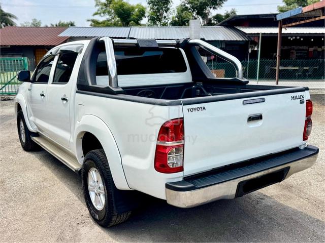 2014 Toyota HILUX 2.5 G VNT (A) - 3