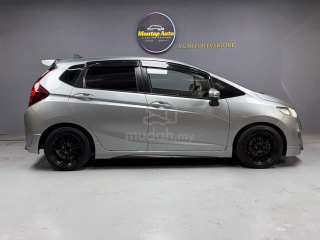 2017 Honda JAZZ 1.5 V (A) Mugen Bodykit Free WRRTY - 4