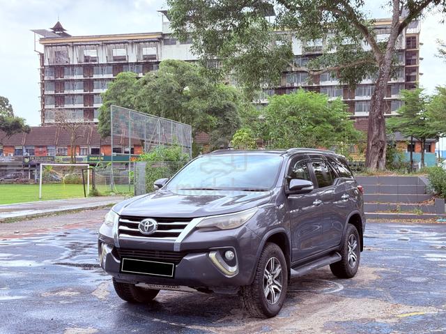2017 Toyota FORTUNER 2.4 VRZ (A) - 1