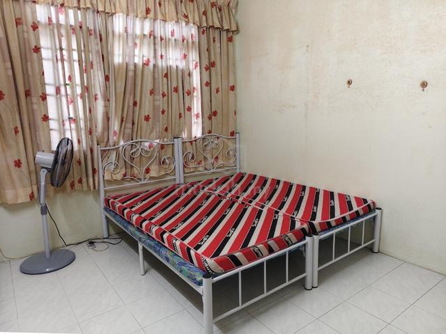 Kemasukan segera  3 Bilik untuk disewa di Taman Kempas 1