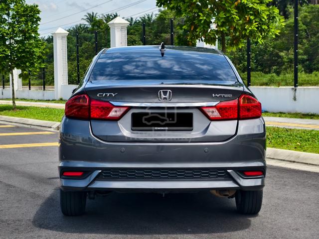 {2017}Honda CITY 1.5 S FACELIFT (A) P/Start F/Loan - 3