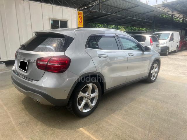 2017 Mercedes Benz GLA-CLASS 1.6 GLA180 SE (A) - 2