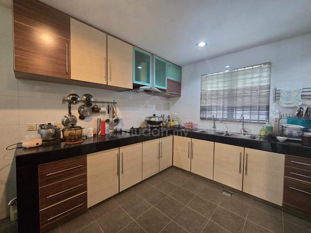 Facing Open + Fully Reno > 2 sty Bandar Mahkota Cheras 1