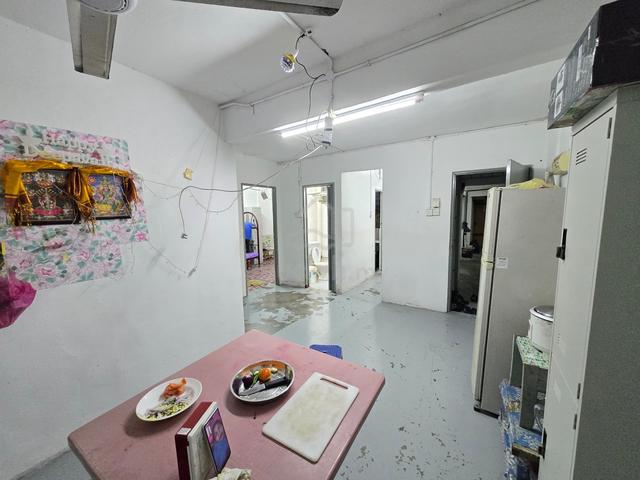 Mutiara Jaya Flat (Simpang Ampat) 1