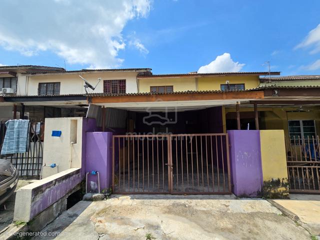 Low Cost Dua Tingkat Teres Taman Melur, Ampang 1