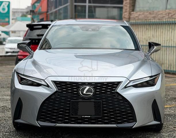 2021/24 LEXUS IS300 (A) 2.0 Luxury (14K KM Only) - 2