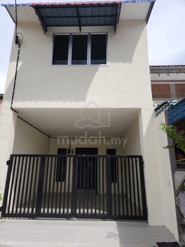 Double Storey Taman Maju Rapat Ipoh 1
