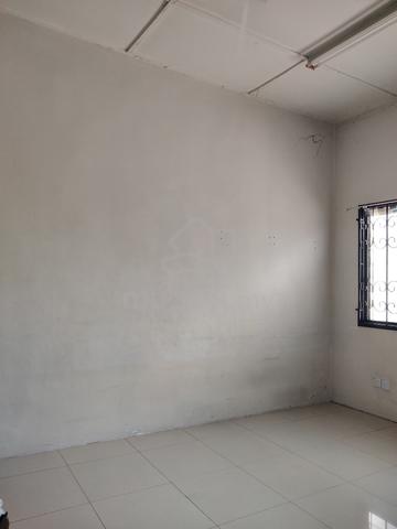SS2 room to rent （small room） 1
