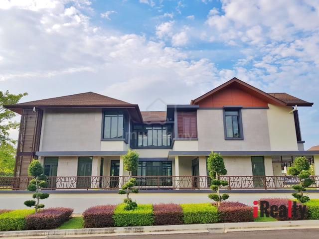 Exclusive 2stry Bungalow with Pool ShowRoom 1