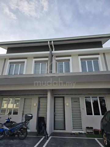 Garden Villa Townhouse Semenyih 1