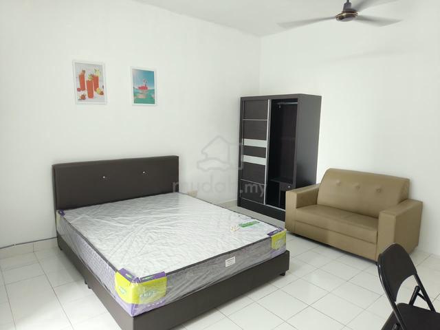 Park View Tower Room for Rent 1