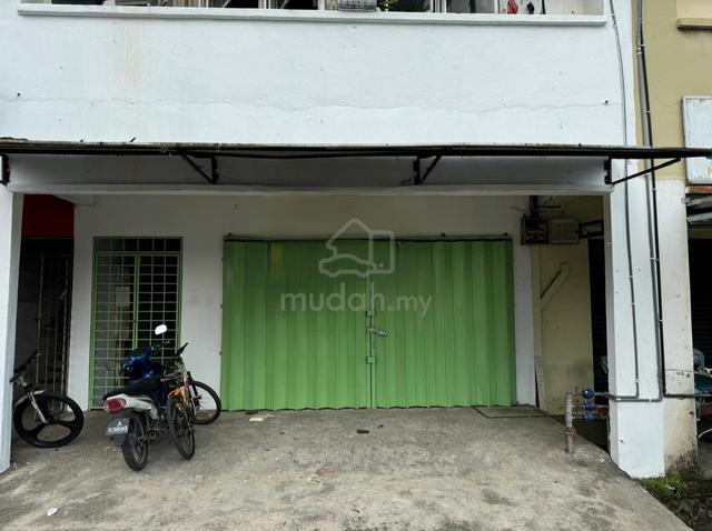 Grd Floor Shoplot @ Pusat Perindustrian Sg Chua Kajang for rent 1