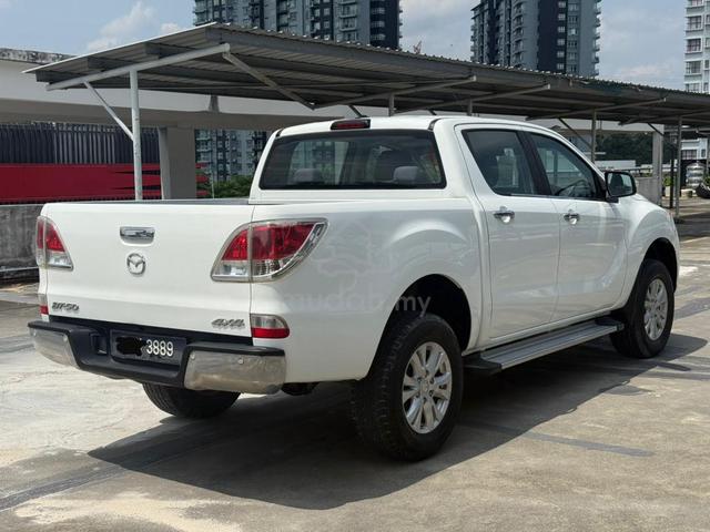 2013 Mazda BT-50 2.2 (A) LOAN KEDAI BUANG HARGA - 5