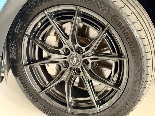 F/LOADED 2021 Mercedes Benz GLB35 2.0 4-MATIC - 4