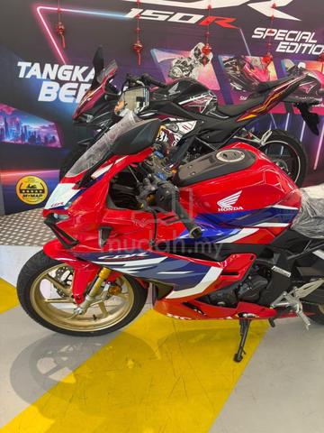 Honda CBR250RR Quickshift Sportbike - photo 4 of 4