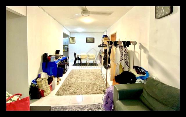 saujana apartment 1