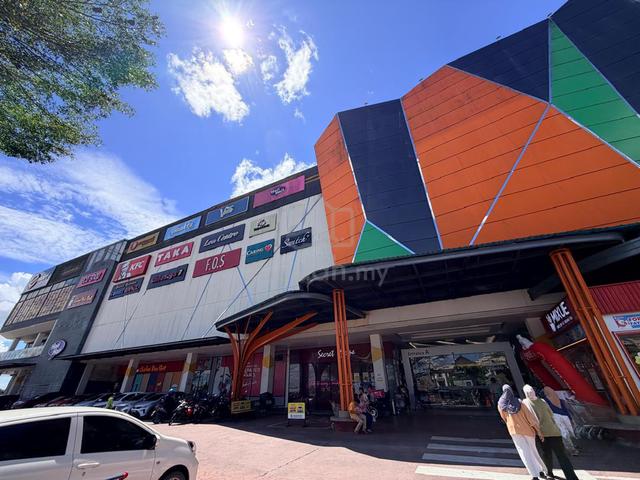 Cheap/ Summer Mall/ rental income/ adjoin 2 unit/ strata title 1