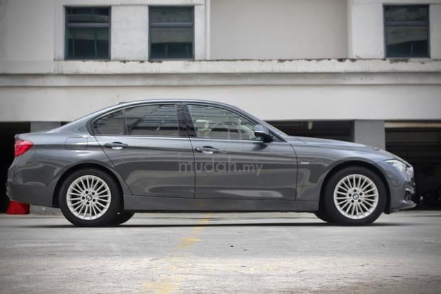 Bmw 318i 1.5 LUXURY - ORI PAINT,INTERIOR LIKE NEW - 4