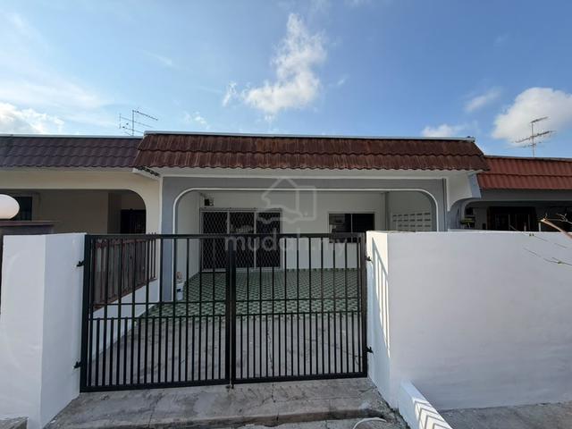 Johor Bahru Taman Johor Jalan Sri Panti Single Storey Terrace House 1