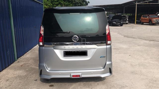 2020 Nissan SERENA HYBRID 2.0 (loan kedai) - 3