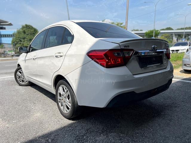 Proton SAGA 1.3 PREMIUM (A) R/Camera, Loan Credit - 2