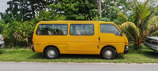 Isuzu wfr Van - 2