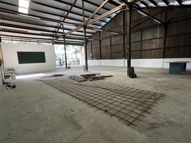 1 storey shoplot for rent Beside NORTH-south Highway (BU:2320sqf) 1