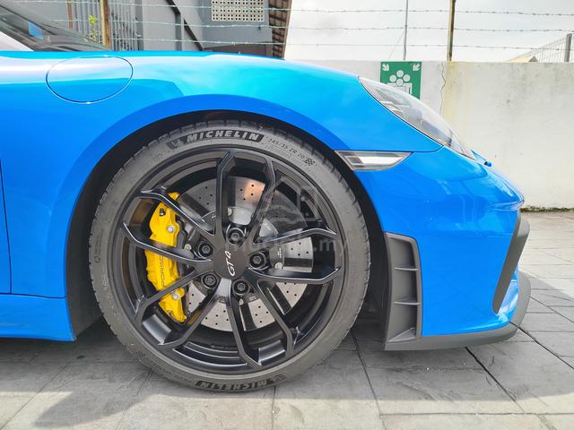 2022 Porsche CAYMAN 718 GT4 4.0 Manual U.K Spec - 4
