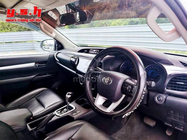 2016 Toyota HILUX 2.8 G VNT (A) - 5