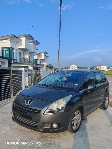 2014 Peugeot 5008 1.6 THP FACELIFT (A) - 4