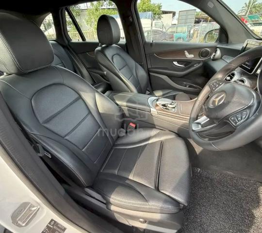 2019 Mercedes Benz GLC200 2.0 REALPRICE NO MARK UP - 5