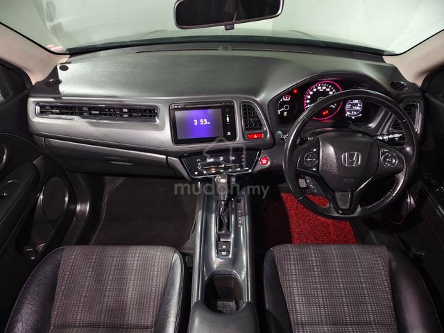 2016 Honda HR-V 1.8 V Spec 5-Years Warranty - 3